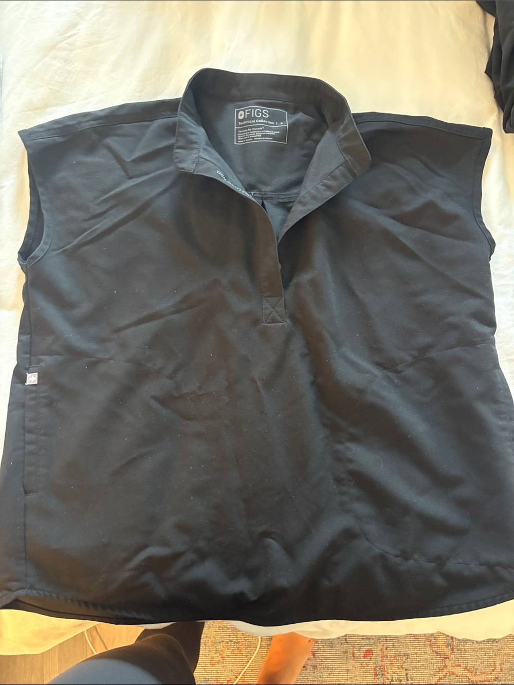 FIGS Rafaela Oversized Scrub Top